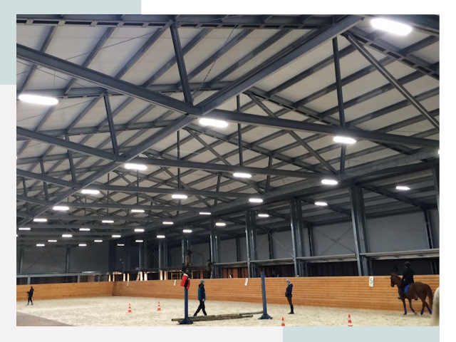 Строительство конных манежей от 640 руб в Энгельс