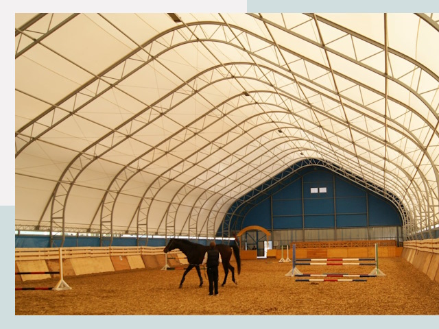 Строительство конных манежей в Энгельсе