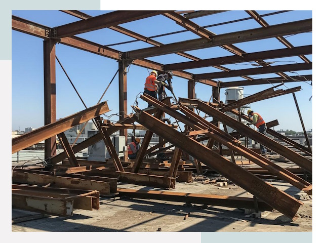 Демонтаж металлоконструкций в Энгельсе от 640 руб.